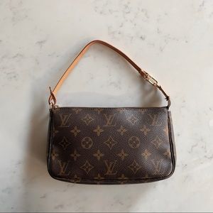 Louis Vuitton Pochette